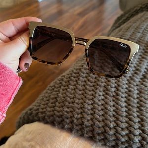 QUAY SUNGLASSES